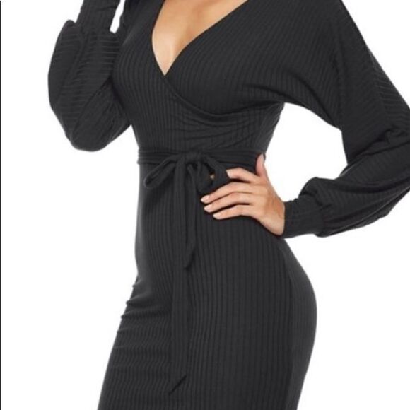 Lantern Sleeve V-Neck Rib Knit MIDI  Dress - Picture 3 of 5